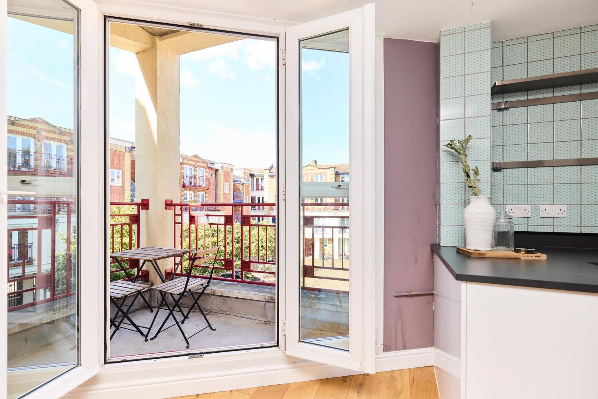 Appartamento The Brunswick Retreat - Warm 3bdr Flat With Balcony Londra